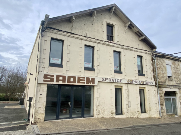 Location Immobilier Professionnel Local commercial Cadillac 33410